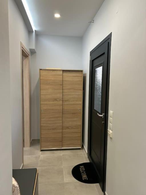 Black Eagle Apartment Drama Bagian luar foto