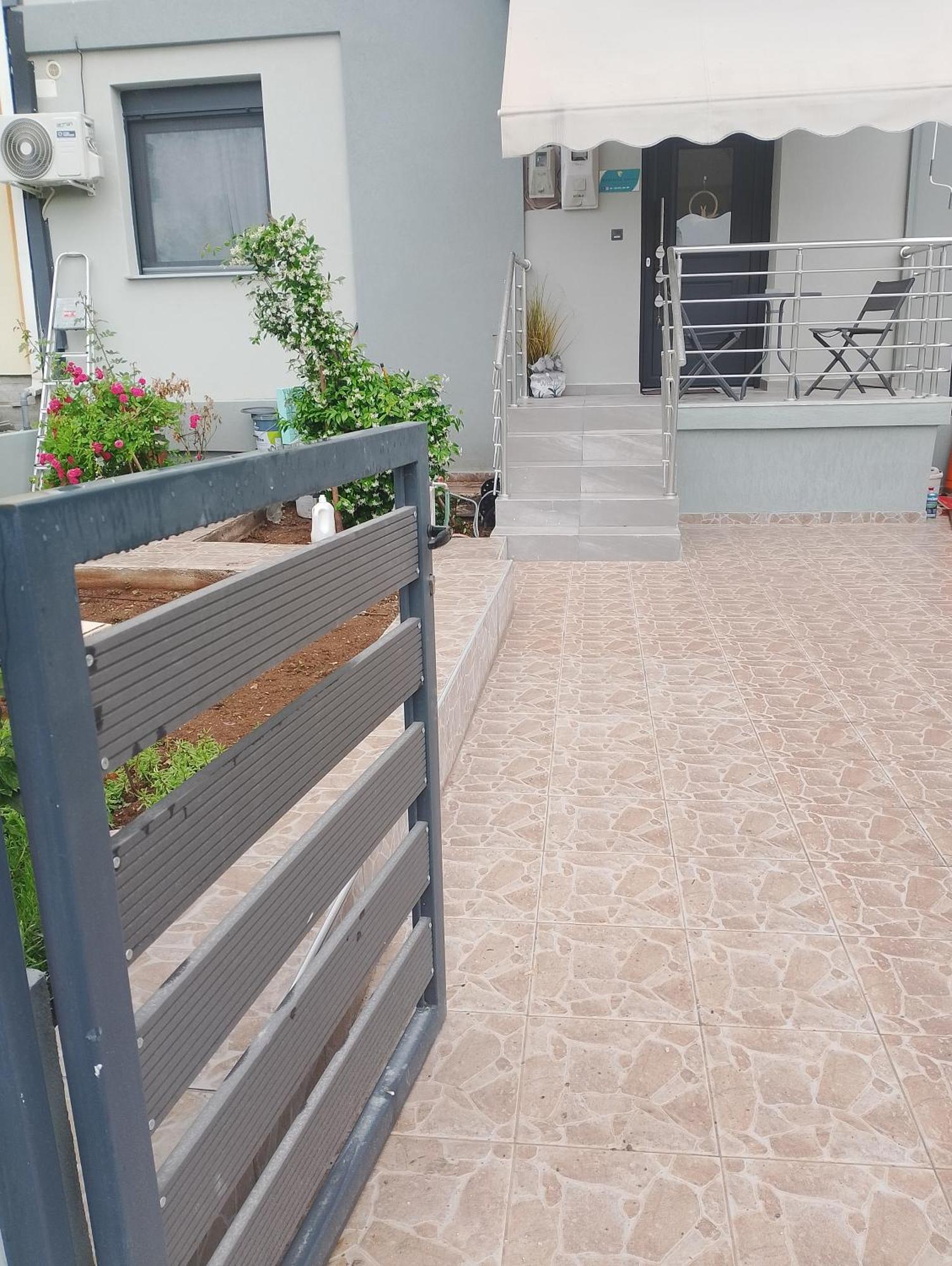 Black Eagle Apartment Drama Bagian luar foto