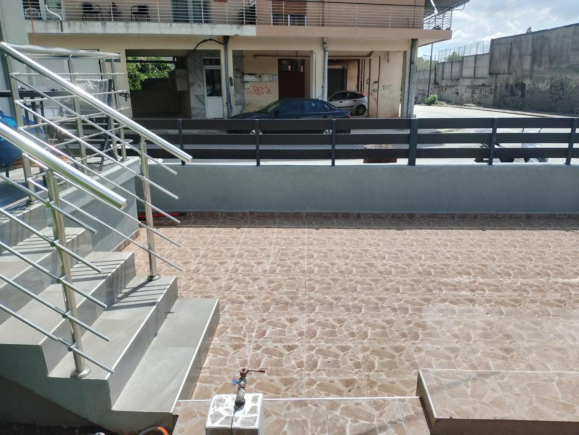 Black Eagle Apartment Drama Bagian luar foto