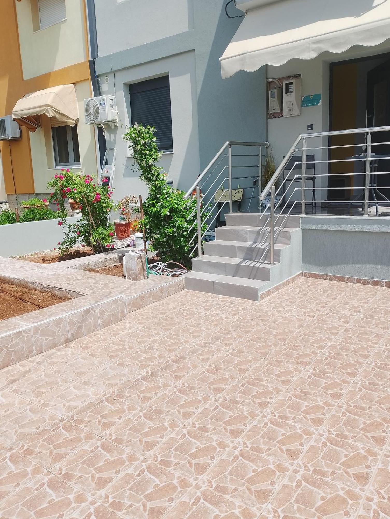 Black Eagle Apartment Drama Bagian luar foto